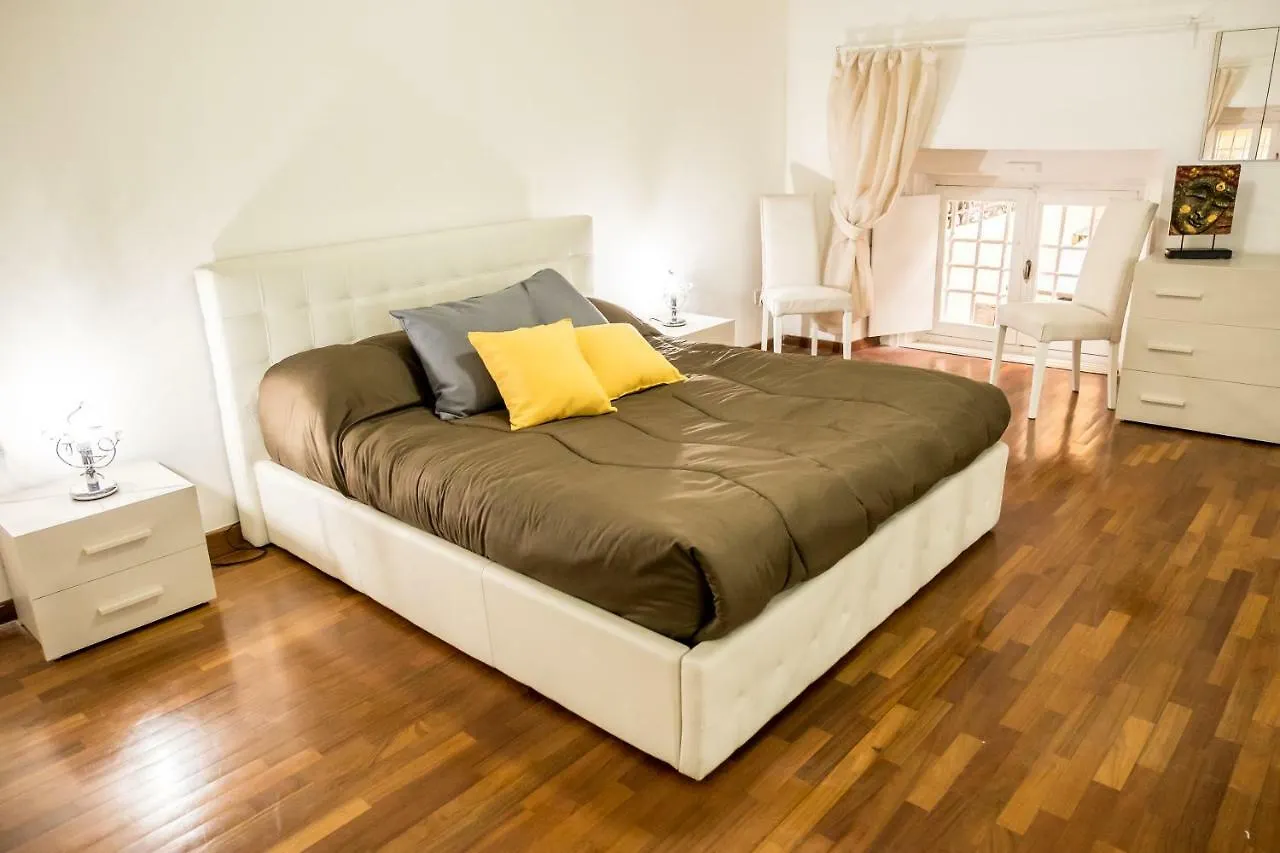 Guest house Il Salotto Di Nonna Cornelia 2 Hotel Naples